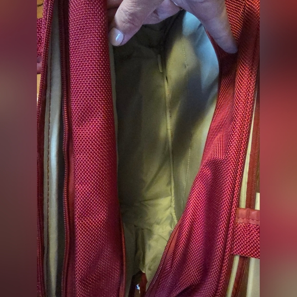 Samsonite Silhouette Red Classic Travel Carry On Bag - Picture 7 of 10